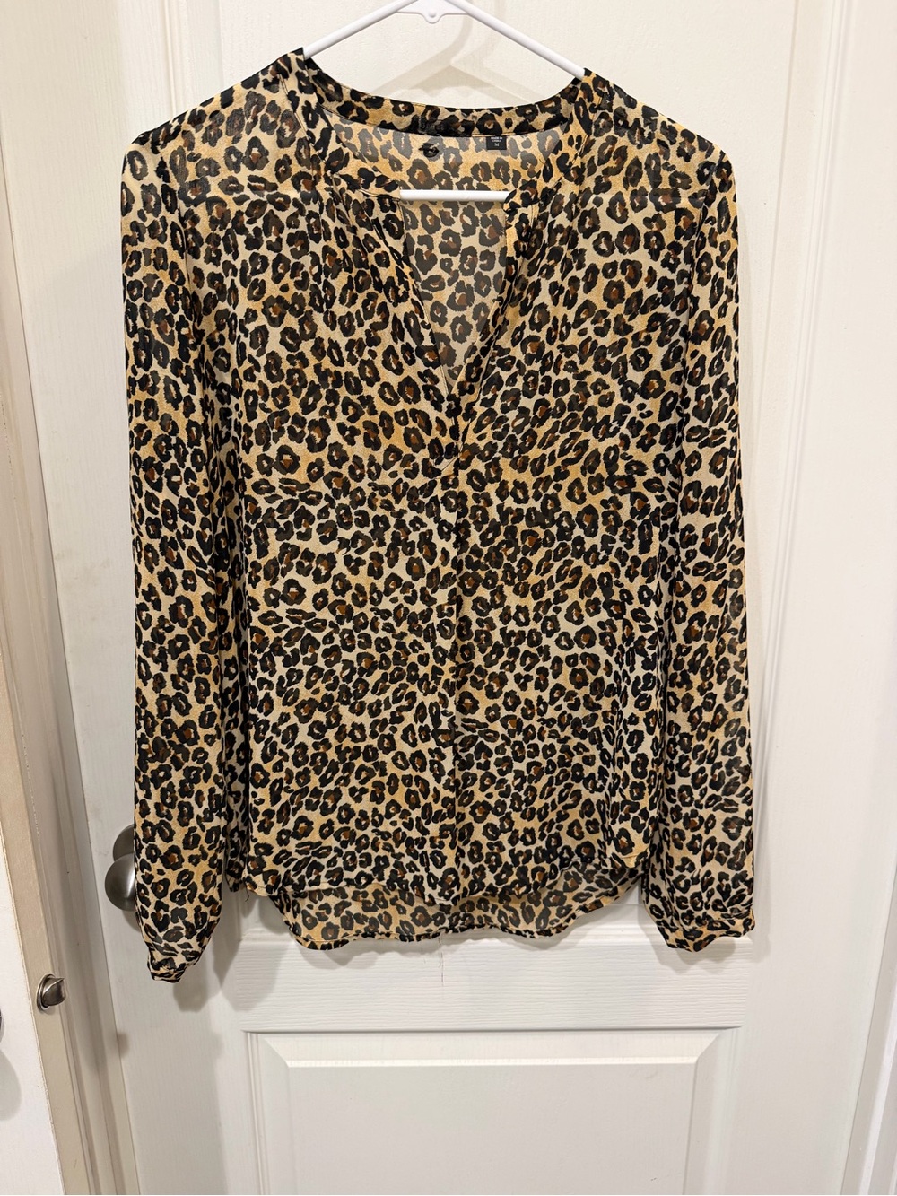 GUESS Women’s M Leopard Animal Print Sheer Long Sleeve Pullover Blouse Top
